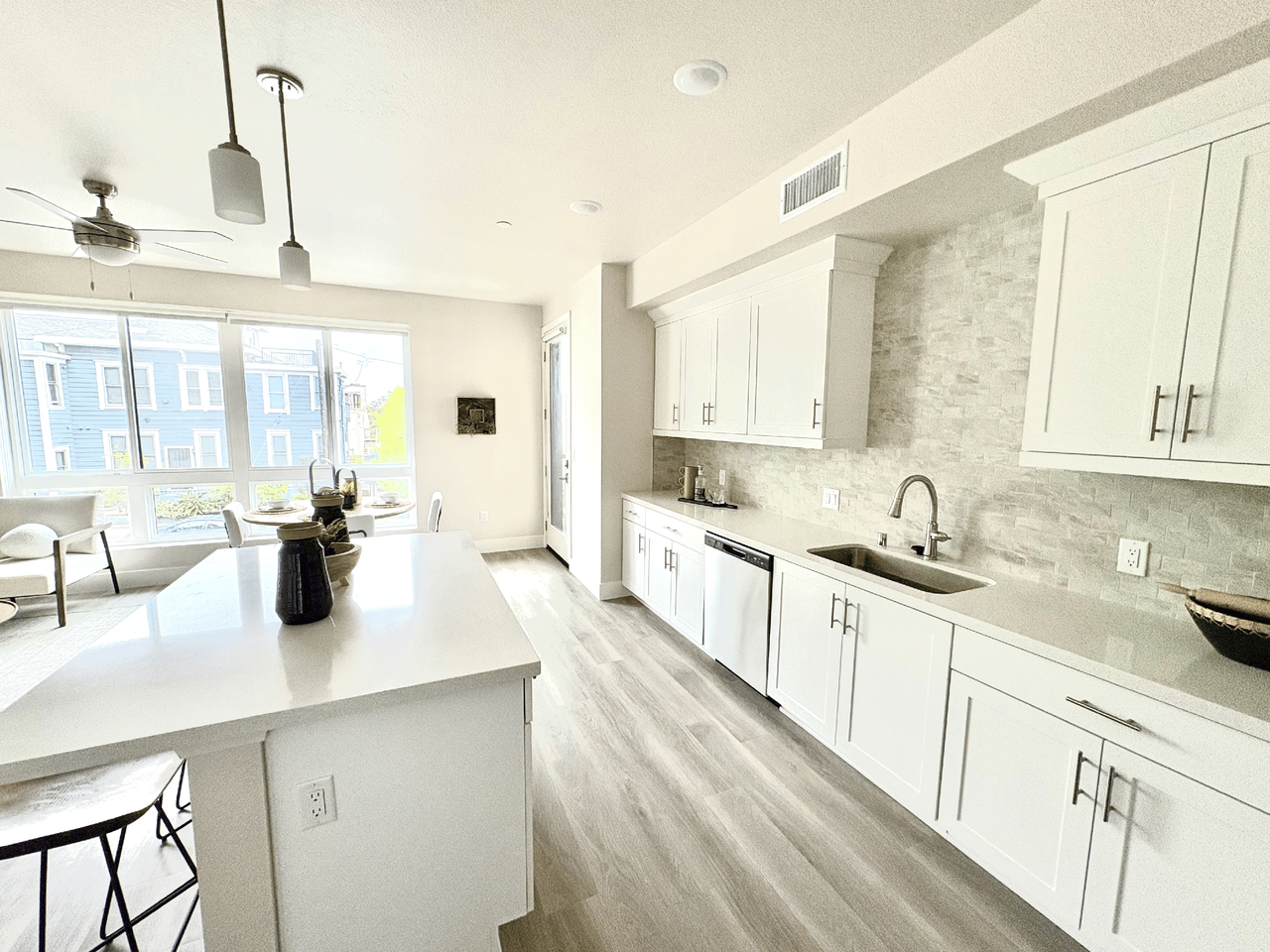 Asano on Fourth - Photo 3 of 50