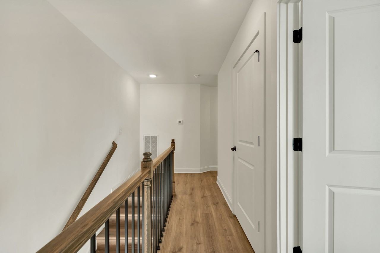 353 Hungry Hollow Rd Se - Photo 6 of 19