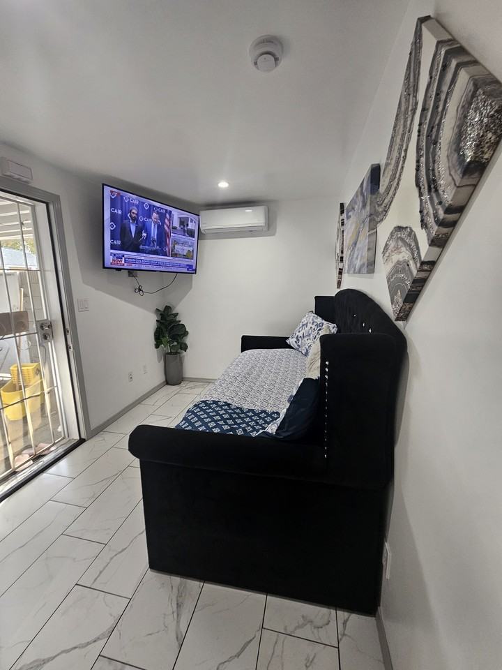 124 E 135th St - Photo 7 of 8