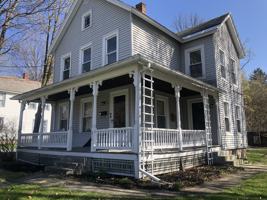 featured image of 815 Gage St #1