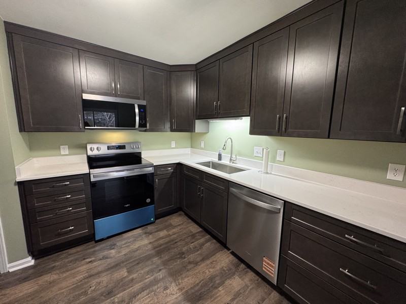 1104 Boone Ln - Photo 7 of 20