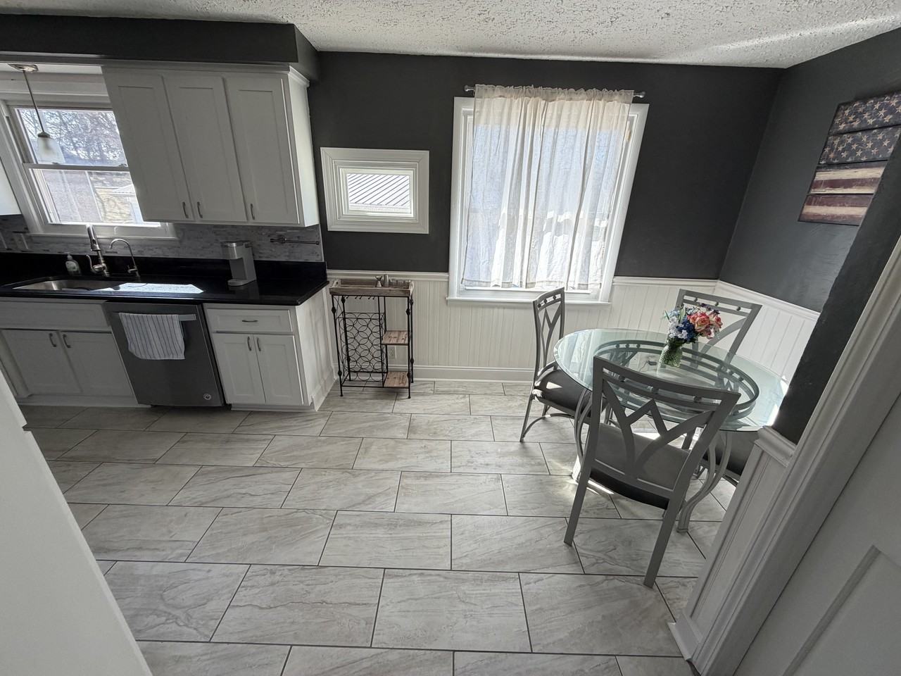 401 Old Hopkinsville Hwy - Photo 7 of 14