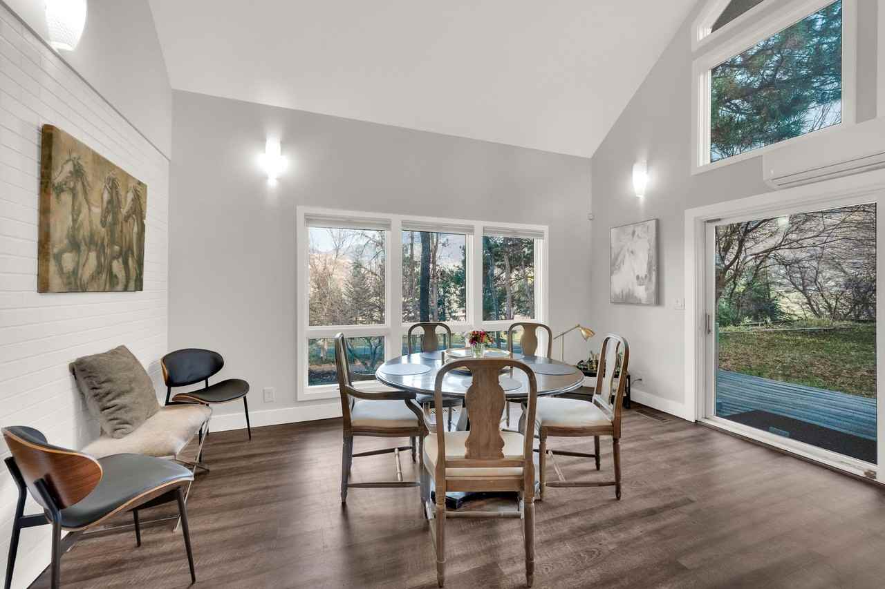 2578 E Dimple Dell Rd - Photo 2 of 14