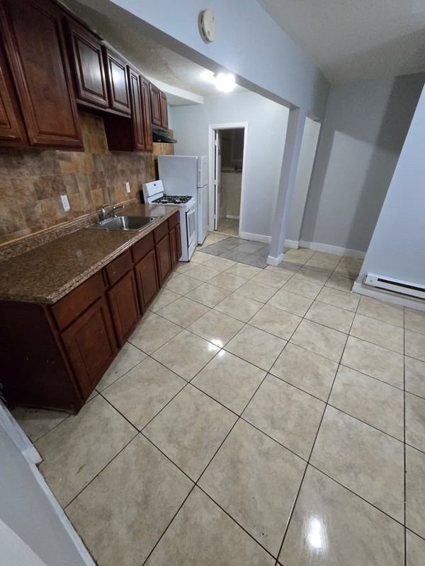 588 S 10th St - Photo 4 of 9