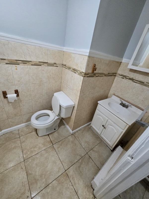 588 S 10th St - Photo 7 of 9