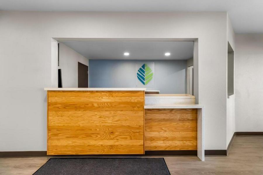 1044 W Avenue O #1044WAVEO8 - Photo 2 of 12