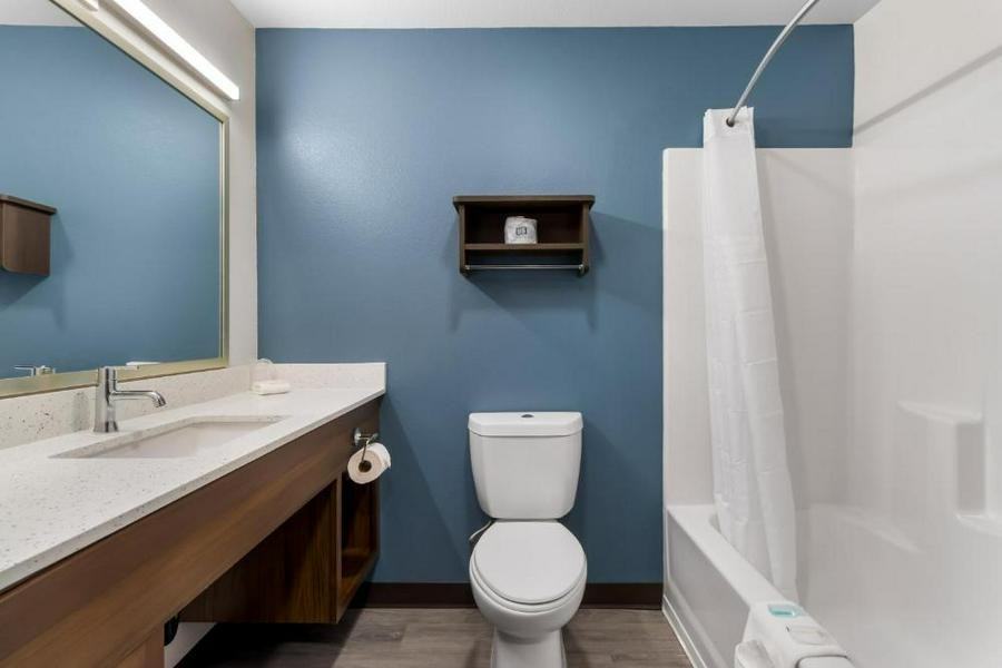 1044 W Avenue O #1044WAVEO8 - Photo 7 of 12