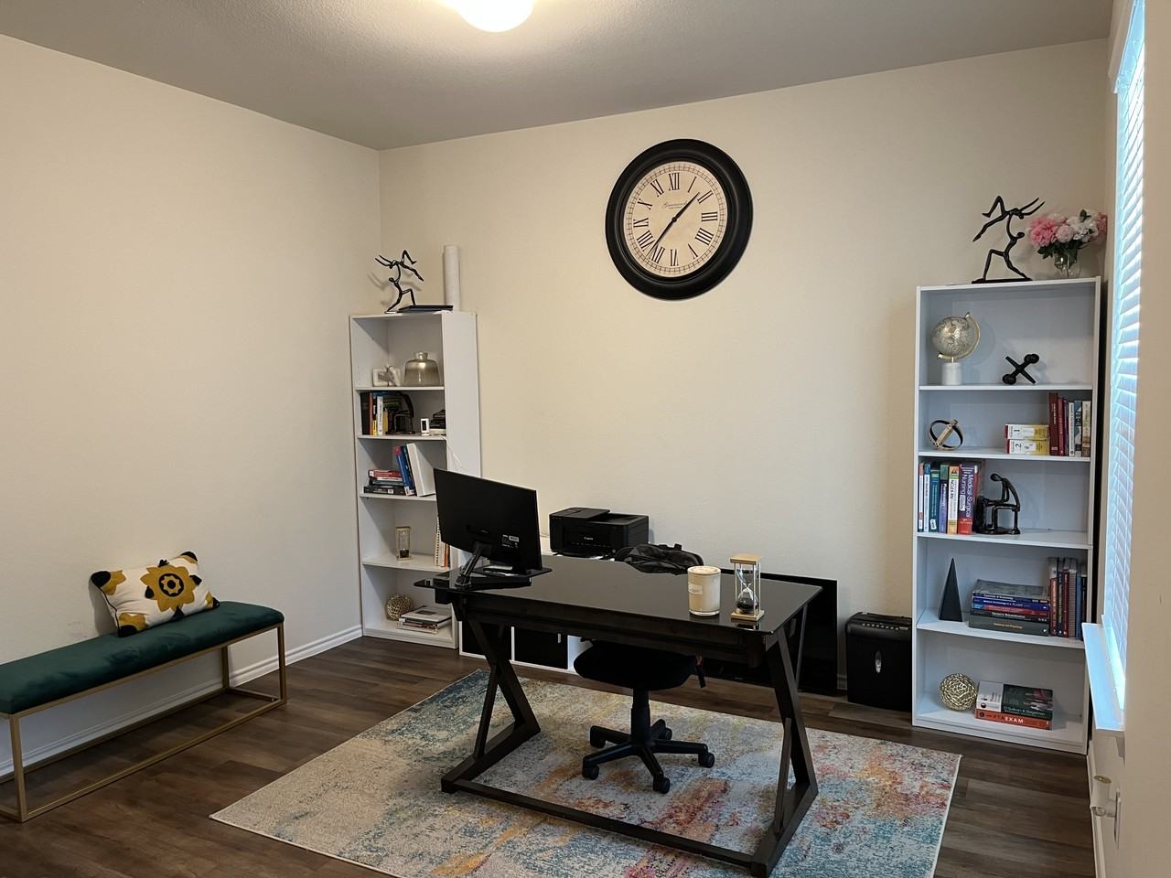 1723 Cormorant Cres - Photo 5 of 11