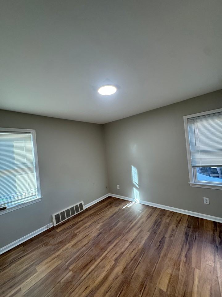 6707 Laverne Ave - Photo 5 of 14