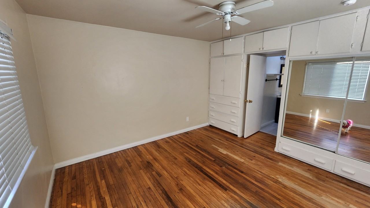 625 Prospect Ave - Photo 4 of 14