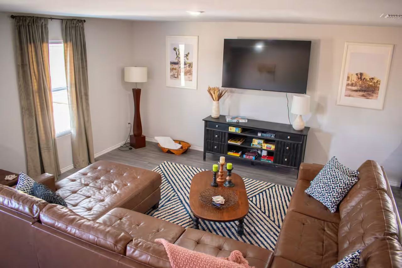 2832 Waterside Dr - Photo 5 of 20