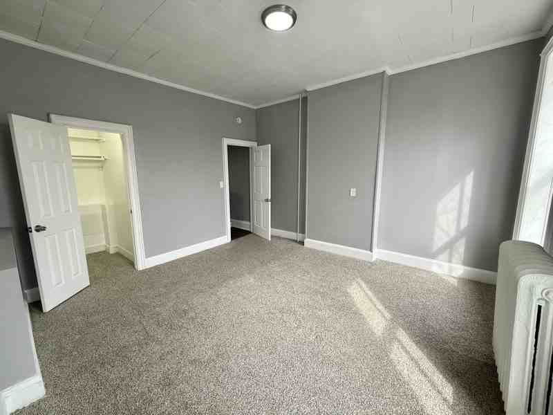 4 Riverside Ave #2 - Photo 6 of 8