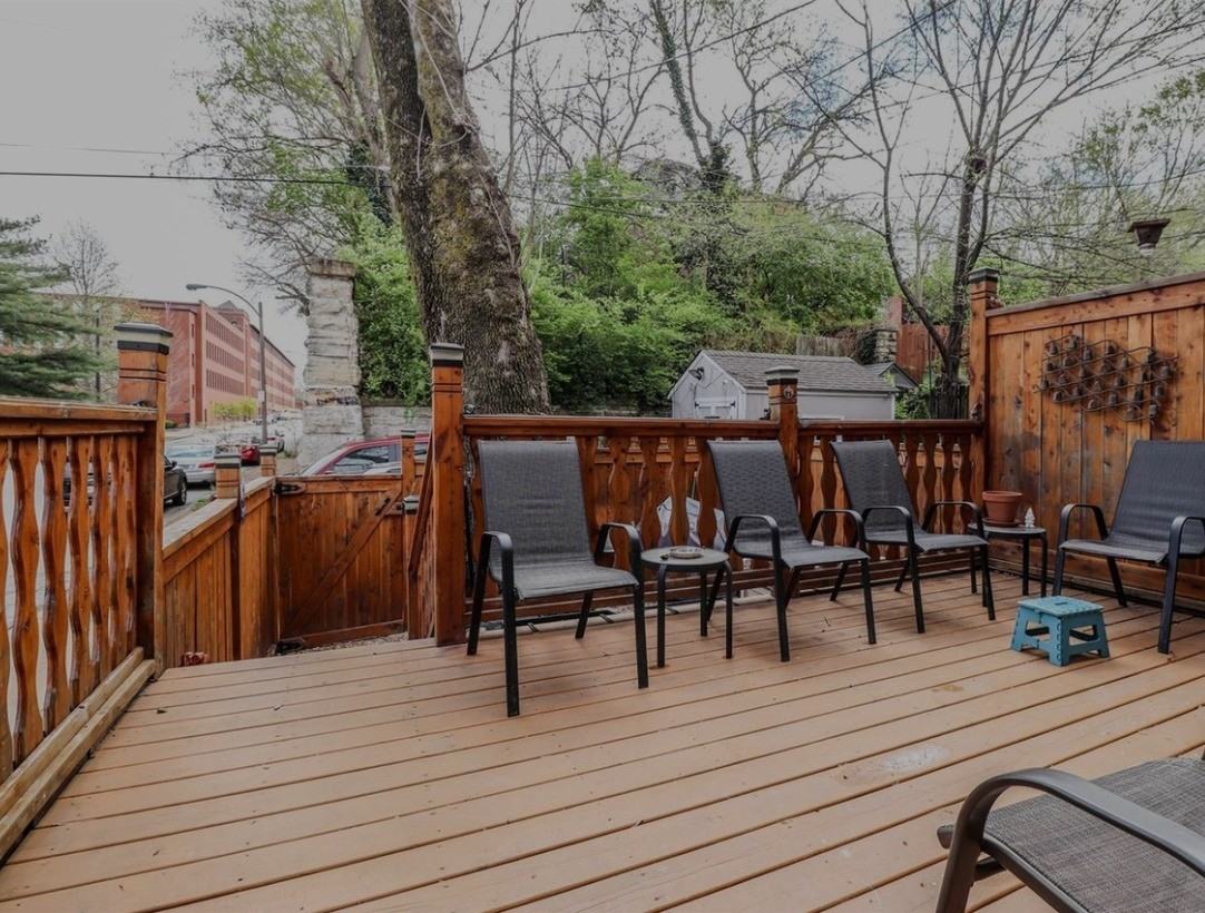 1200 Mackay Pl - Photo 2 of 4