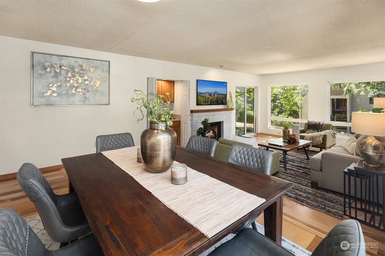 15175 Sunwood Blvd - Photo 2 of 18