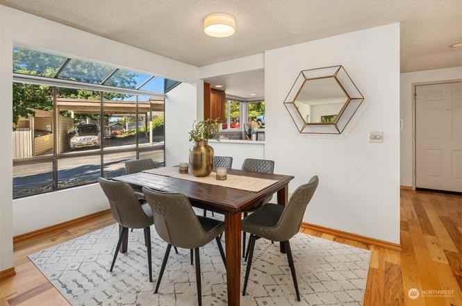 15175 Sunwood Blvd - Photo 4 of 18