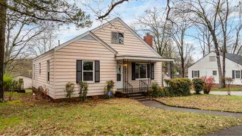 1625 N Grant St - Photo 3 of 19