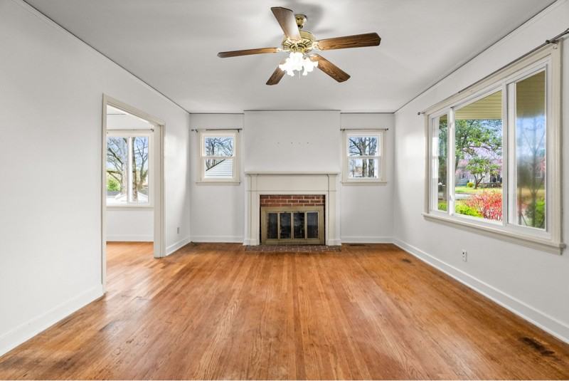 1625 N Grant St - Photo 6 of 19