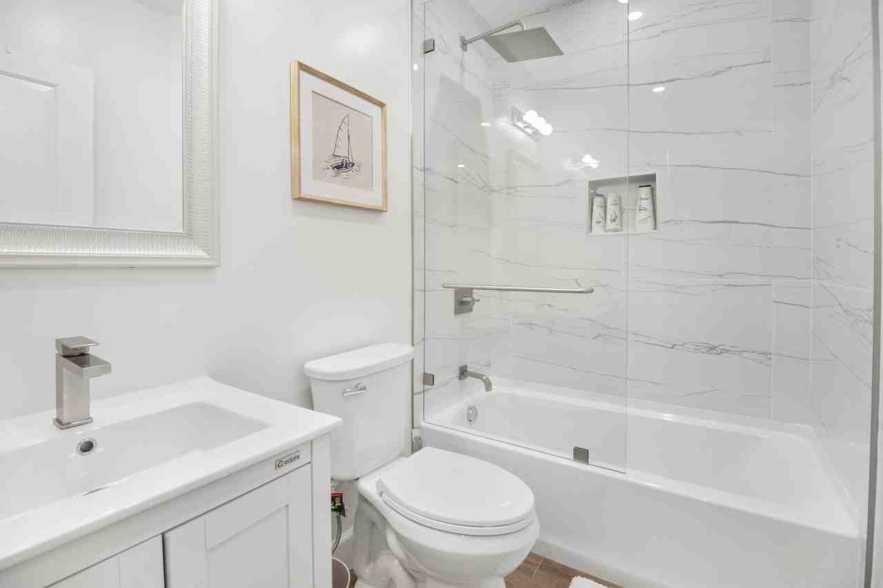 898 Se 2nd Pl #3 - Photo 5 of 7