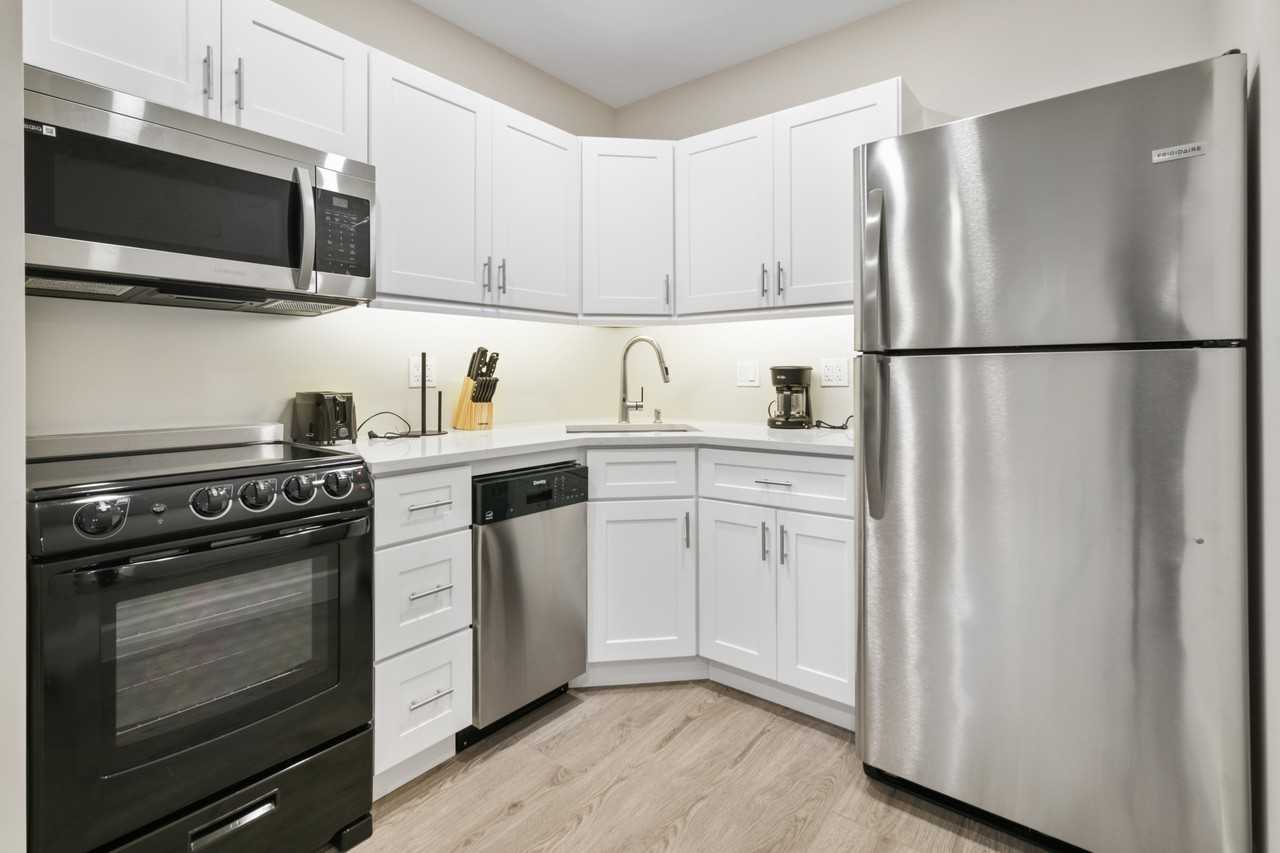 898 Se 2nd Pl #3 - Photo 6 of 7