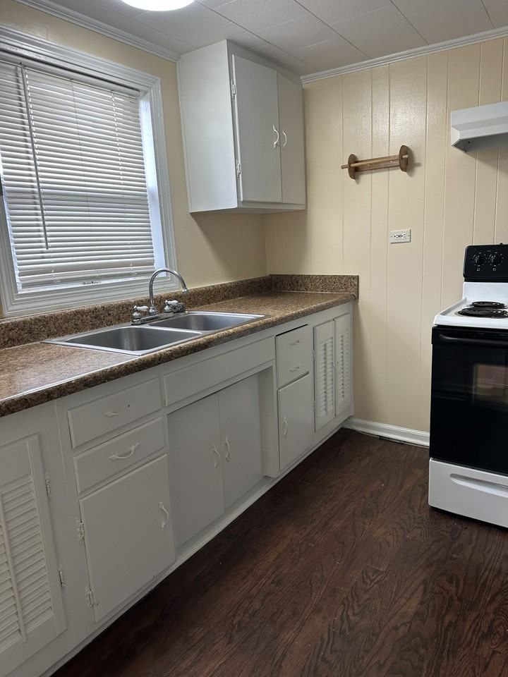 615A Cassville Rd - Photo 5 of 21