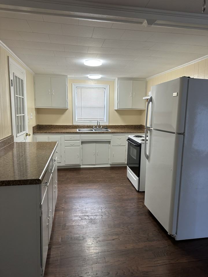 615A Cassville Rd - Photo 6 of 21