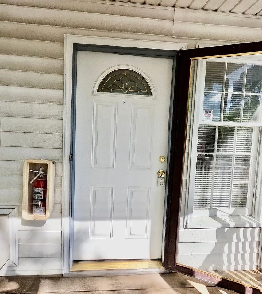 700 Mitchell Dr #B - Photo 2 of 13