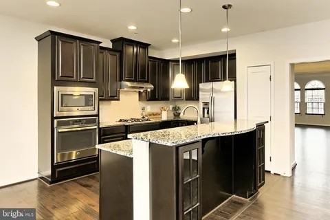 21687 Charity Ter #D - Photo 6 of 20