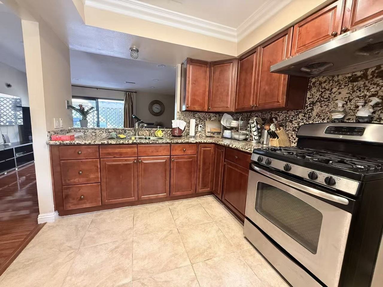 104 N Wilson Ave #NA - Photo 4 of 15