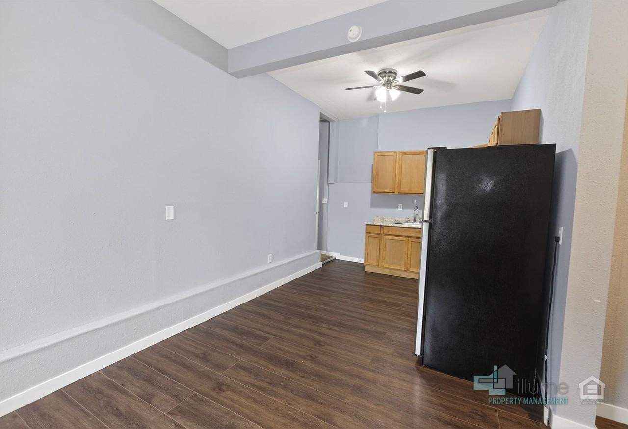 38230 Strawbridge Pkwy - Photo 7 of 23