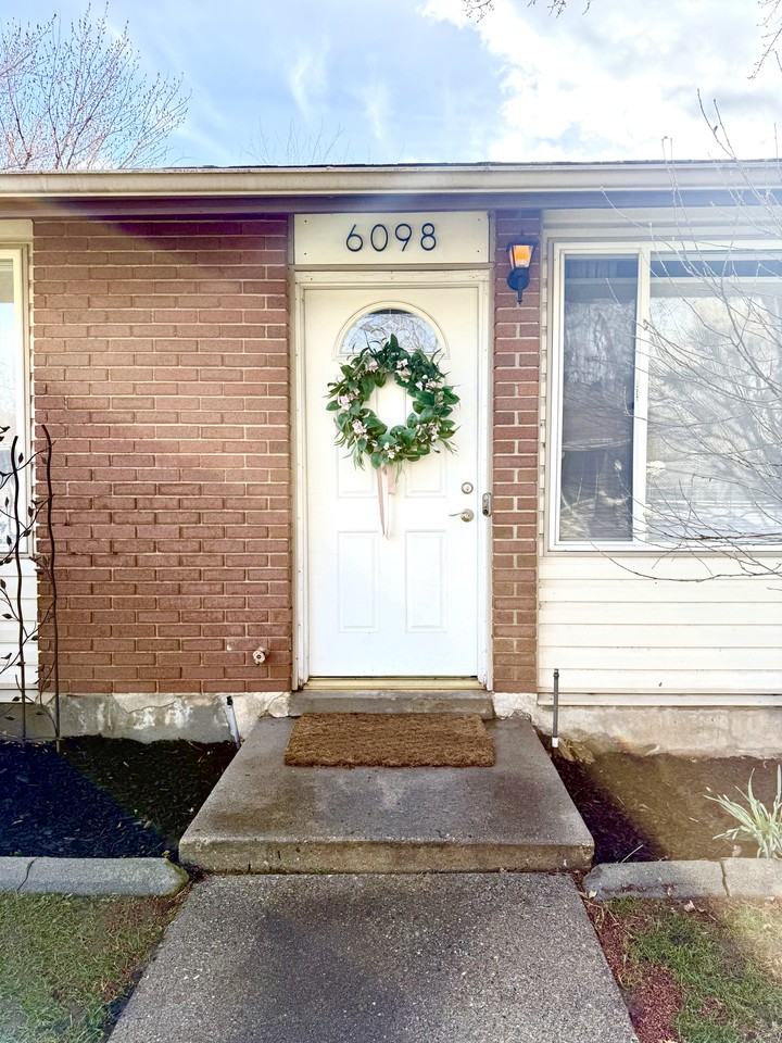 6098 S 2075 E #6098 - Photo 2 of 36