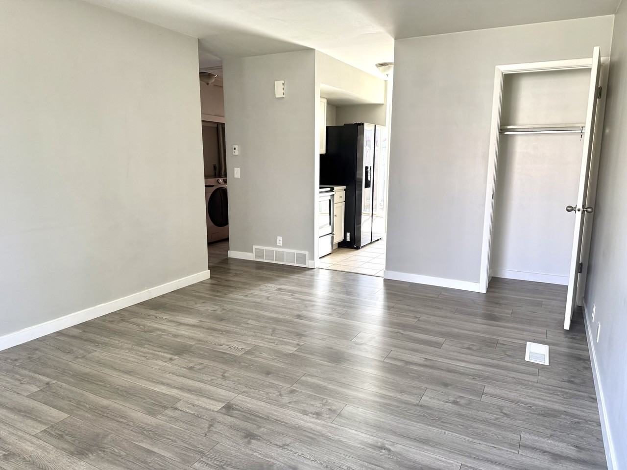 6098 S 2075 E #6098 - Photo 7 of 36