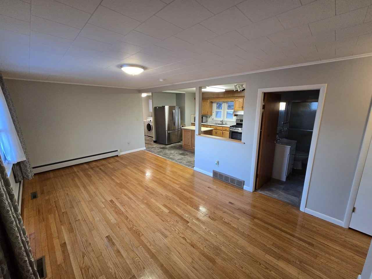 15 Ten Eyck Ave #NA - Photo 6 of 18