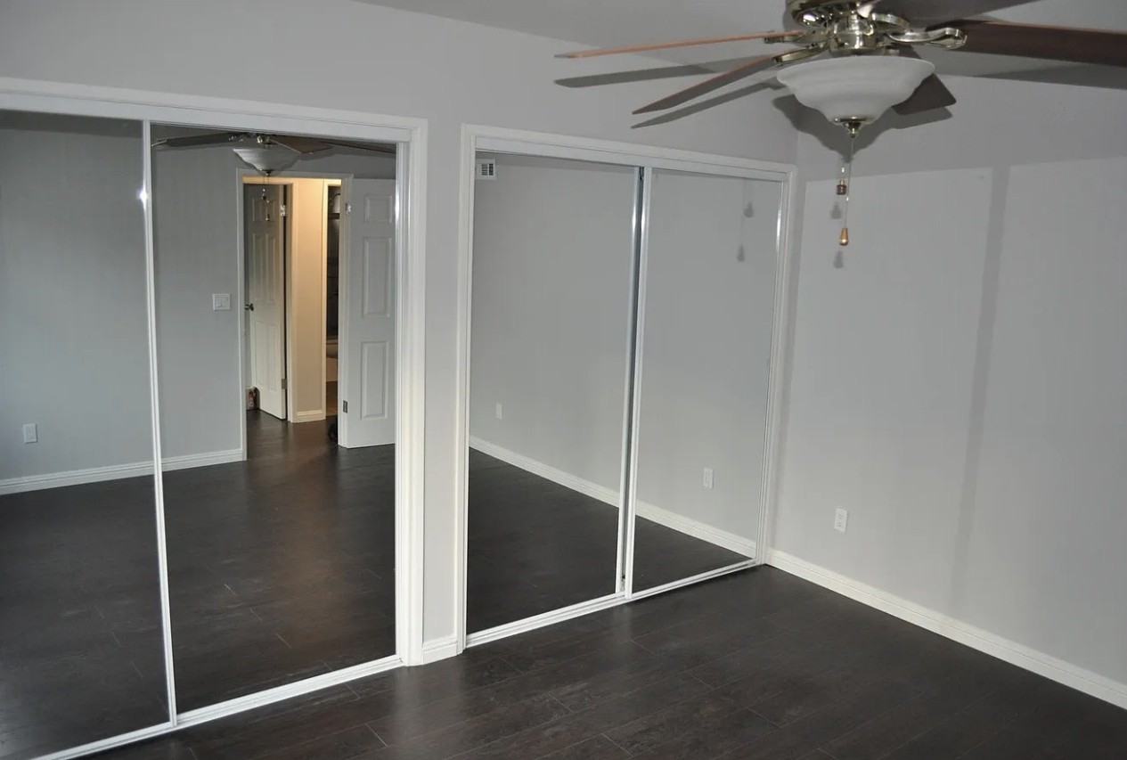 18142 Mandarin Ln #D - Photo 4 of 7