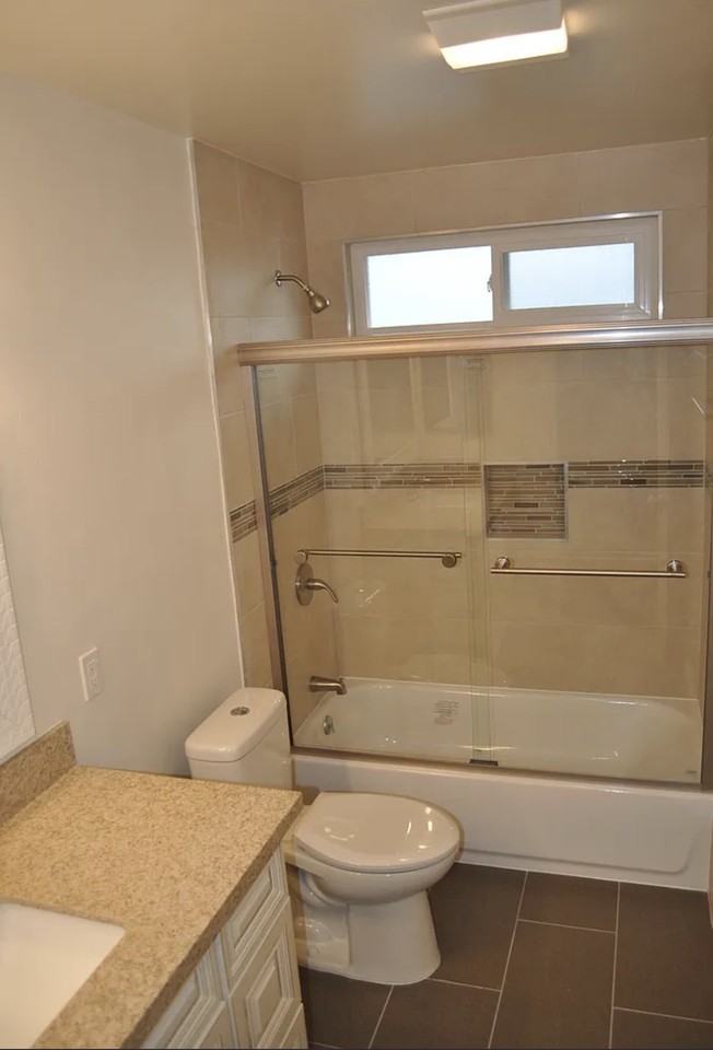 18142 Mandarin Ln #D - Photo 6 of 7