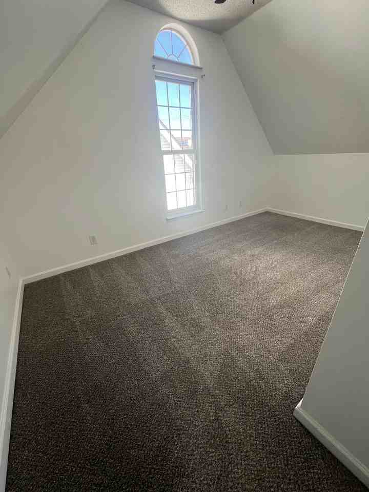 3205 20th St Ne #NA - Photo 5 of 18