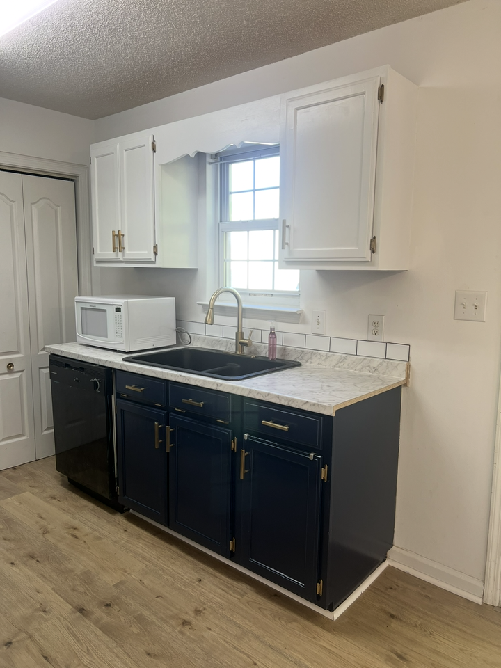 3205 20th St Ne #NA - Photo 6 of 18