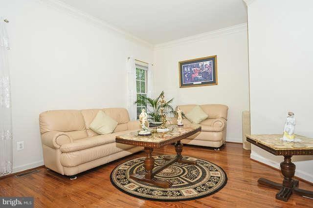 9042 Harrover Pl #NA - Photo 4 of 17