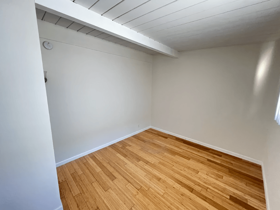 11842 Venice Blvd - Photo 3 of 8