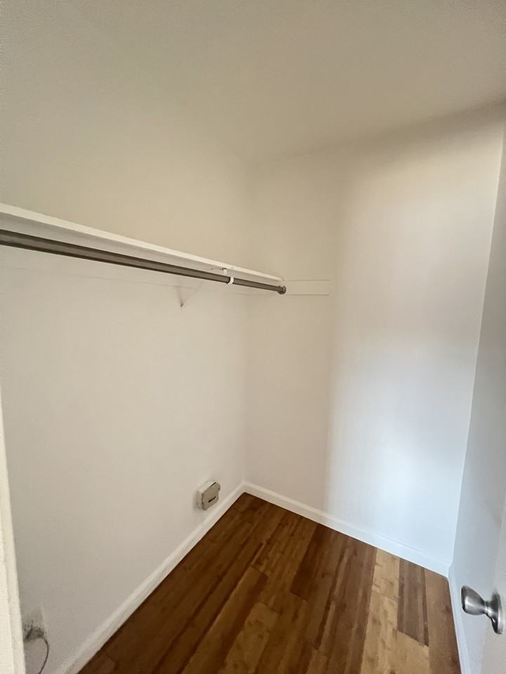 2635 5th Street - Photo 3 of 6