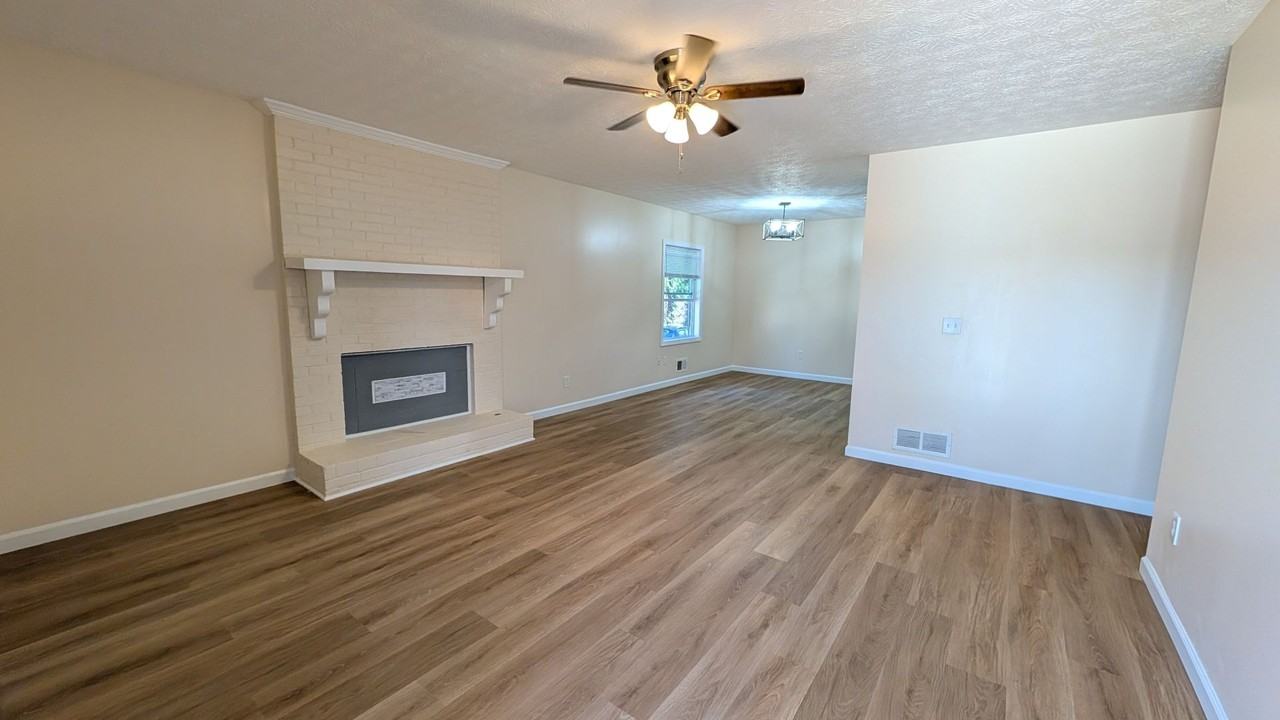 4955 Mountain Springs Way #4957 - Photo 4 of 17