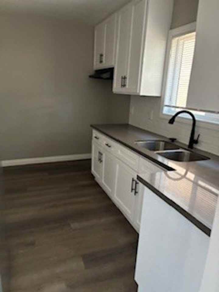 4046 Coco Ave Properties LLC - Photo 4 of 24