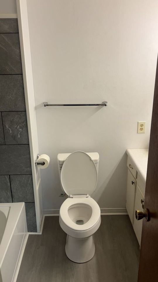 2415 21st Ave N - Photo 5 of 14