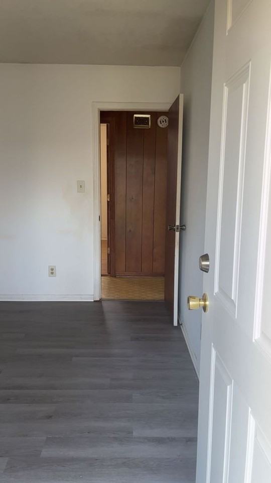 2415 21st Ave N - Photo 7 of 14