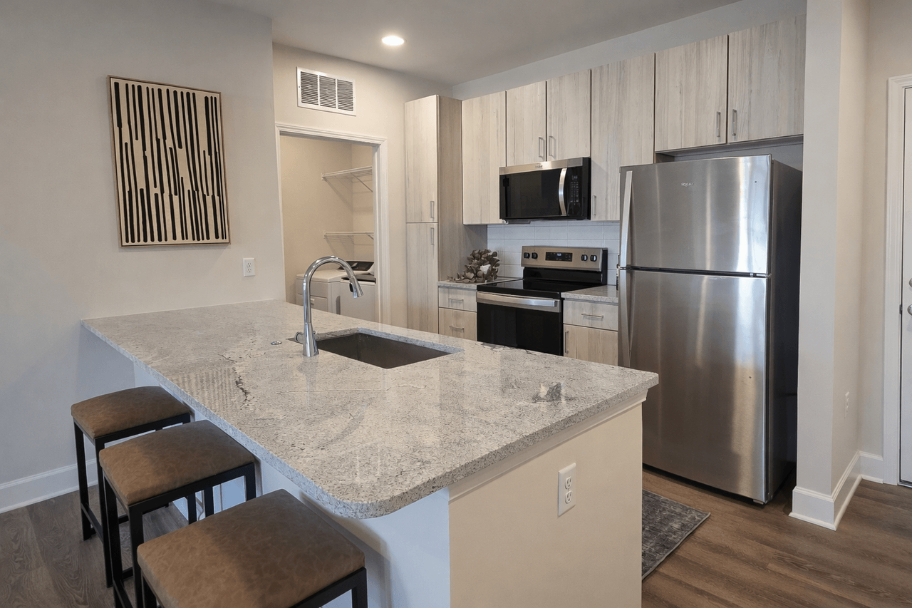 Argento on the Broad - Photo 3 of 14