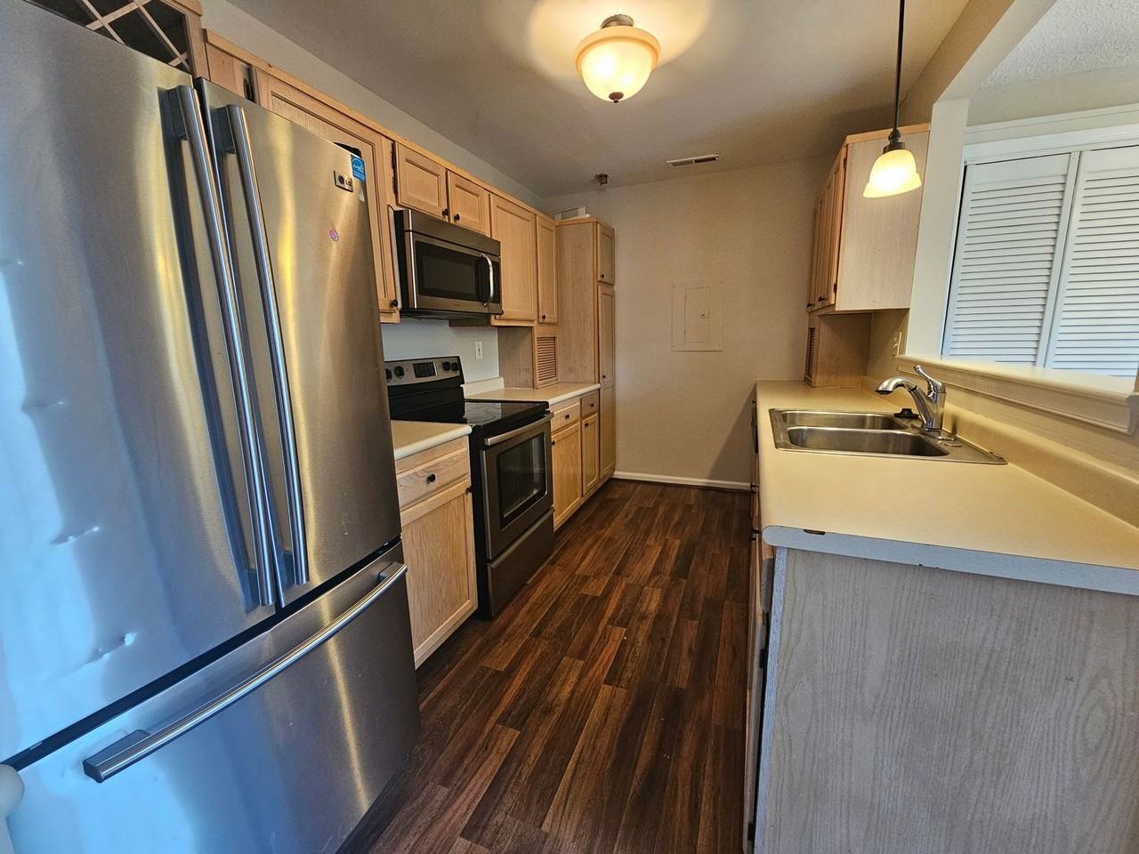 5017 Bardith Cir - Photo 7 of 24