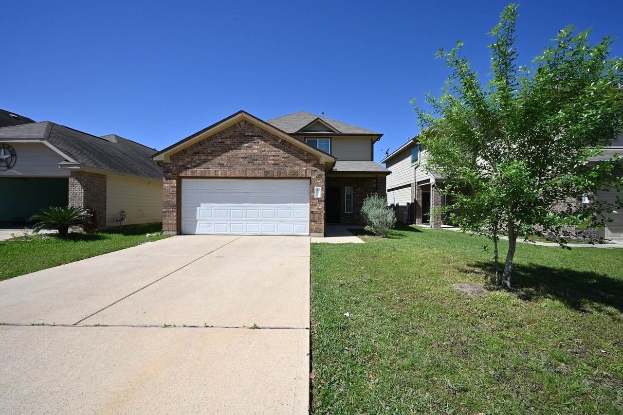 10331 Admirable Path - Photo 2 of 35