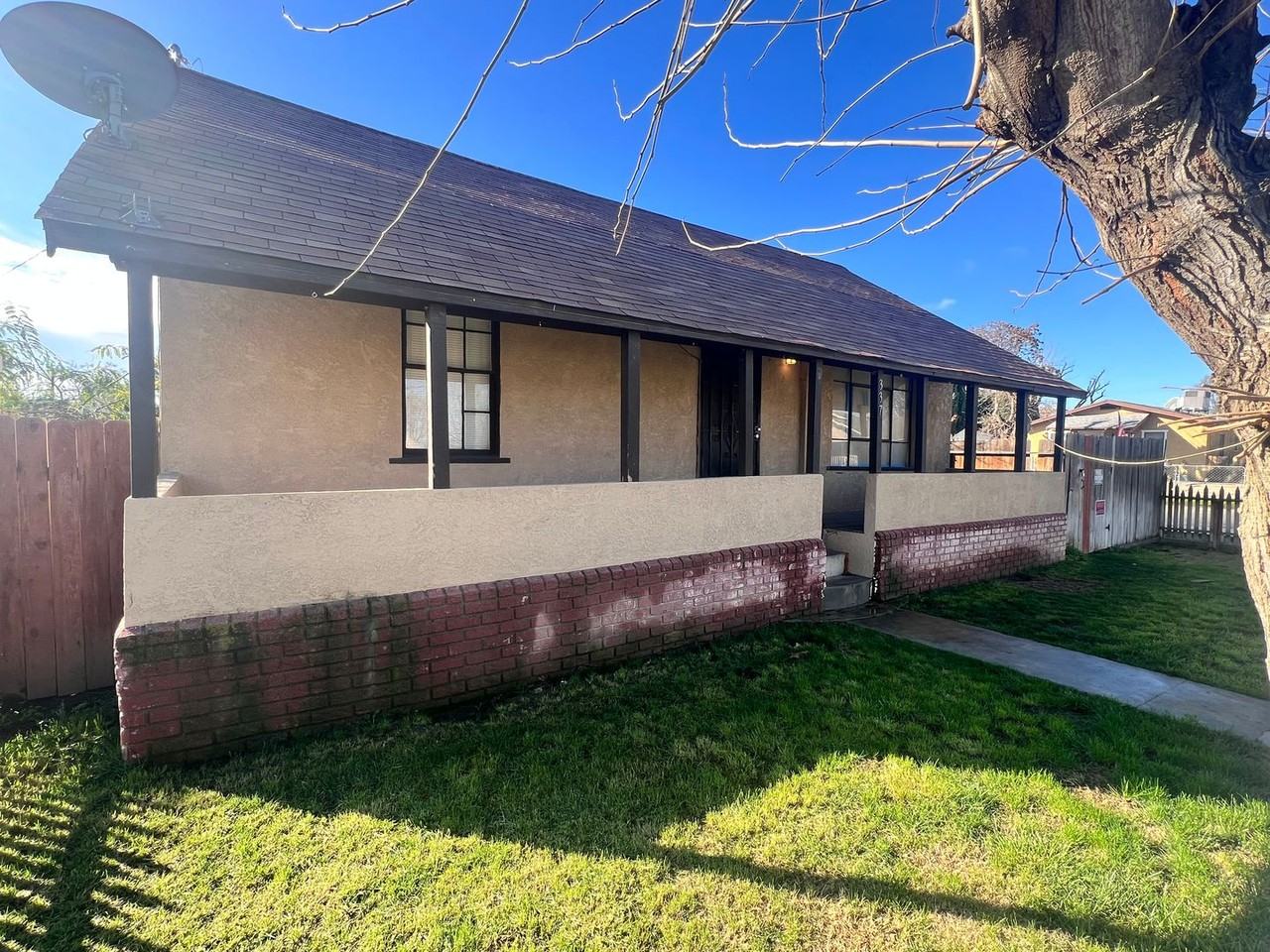 337 Harding Ave - Photo 2 of 13