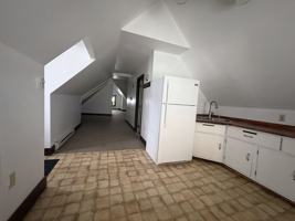 featured image of 72 Hanks St