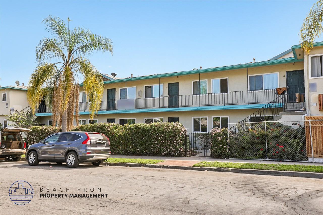 1475 Pine Ave. - Photo 6 of 9