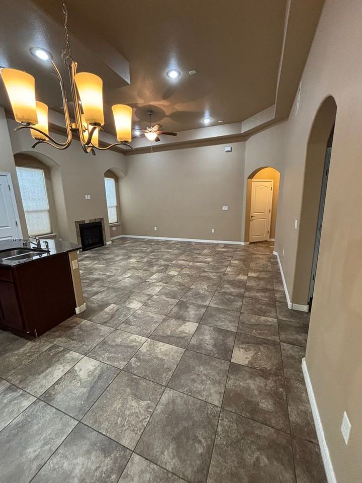 3635 Santa Adriana Ave - Photo 6 of 25